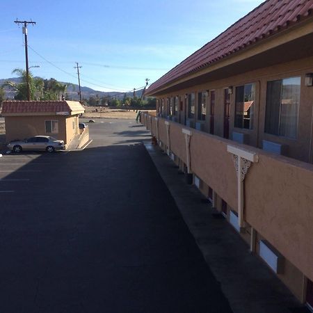 Vagabond Inn Hemet Εξωτερικό φωτογραφία