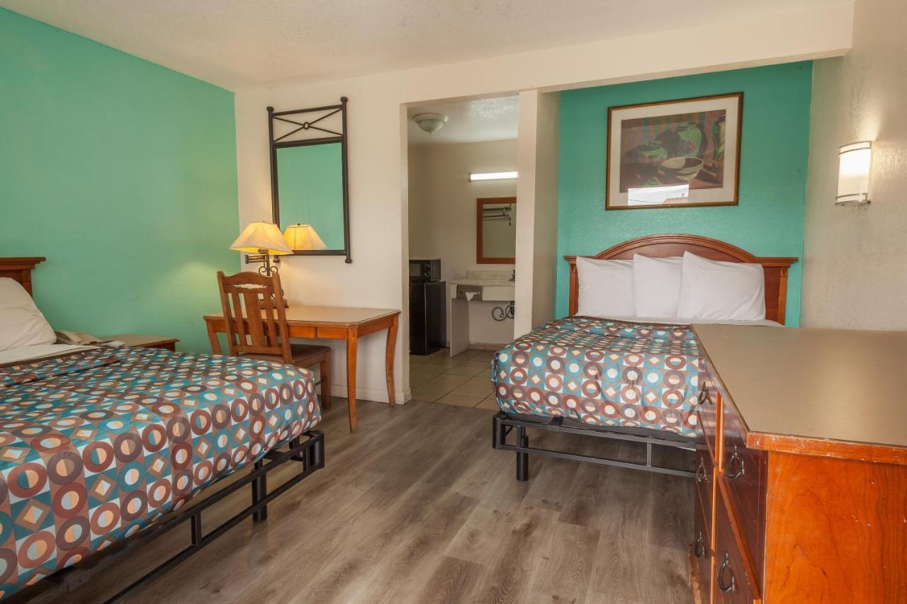 Vagabond Inn Hemet Εξωτερικό φωτογραφία